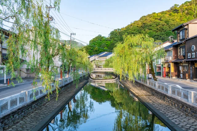 【大阪発】城崎へ1Dayトリップ！街歩きに便利な「城崎温泉街散策パス（キノパ）」付き