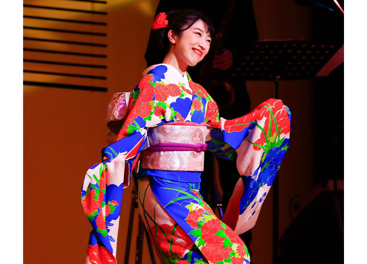 「天空の庭 特別ランチショーでは、この日限りのセットリストで皆さまに想いを届けます