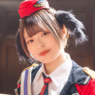 藍本あみ
