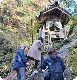 ワークショップに集う人々