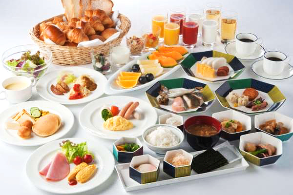 朝食