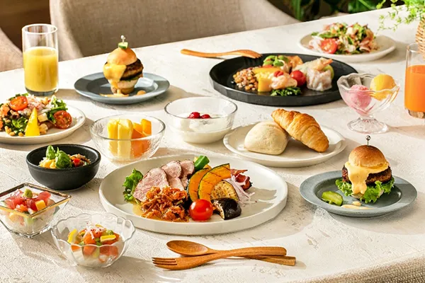 朝食